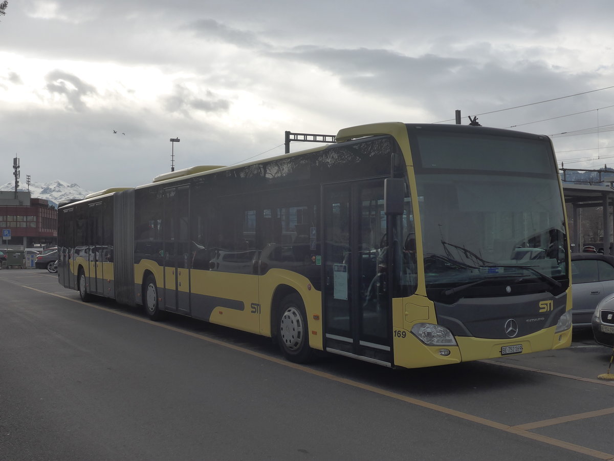 (222'940) - STI Thun - Nr. 169/BE 752'169 - Mercedes am 4. Dezember 2020 in Thun, CarTerminal