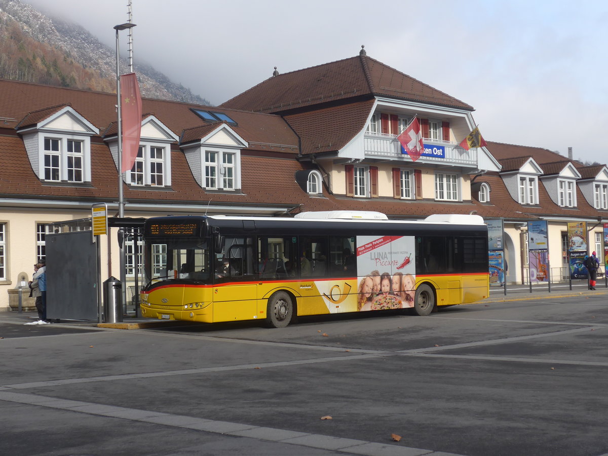 (222'977) - PostAuto Bern - BE 836'434 - Solaris (ex Nr. 581) am 8. Dezember 2020 beim Bahnhof Interlaken Ost