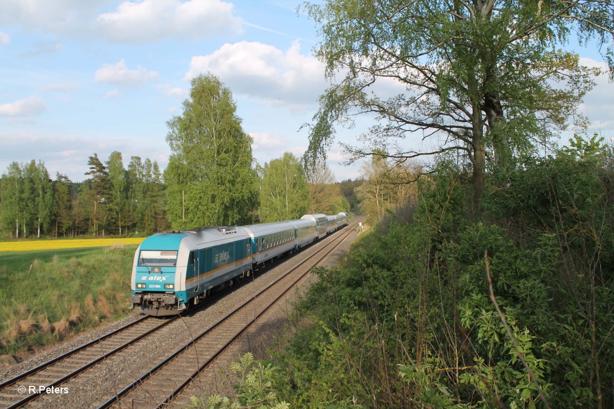 223 064 mit dem ALX84121 Hof - München bei Letten. 04.05.14