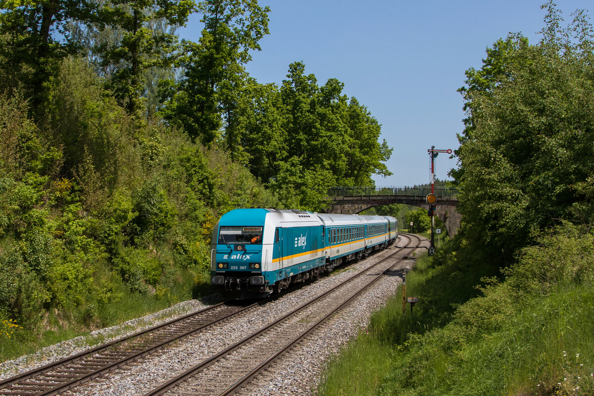 223 067 aus Marktredwitz kommend am 28. Mai 2023 bei Reuth bei Erbendorf.