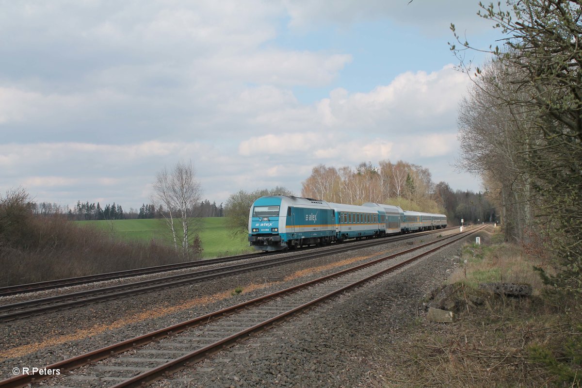 223 068 als ALX84115 Hof - München bei Schönfeld bei Wiesau/Oberpfalz. 10.04.16