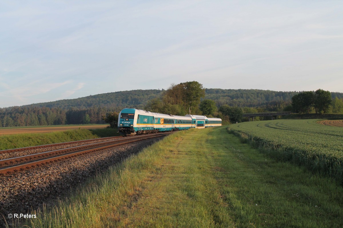 223 068 mit dem ALX84107 Hof - München bei Oberteich. 21.05.14