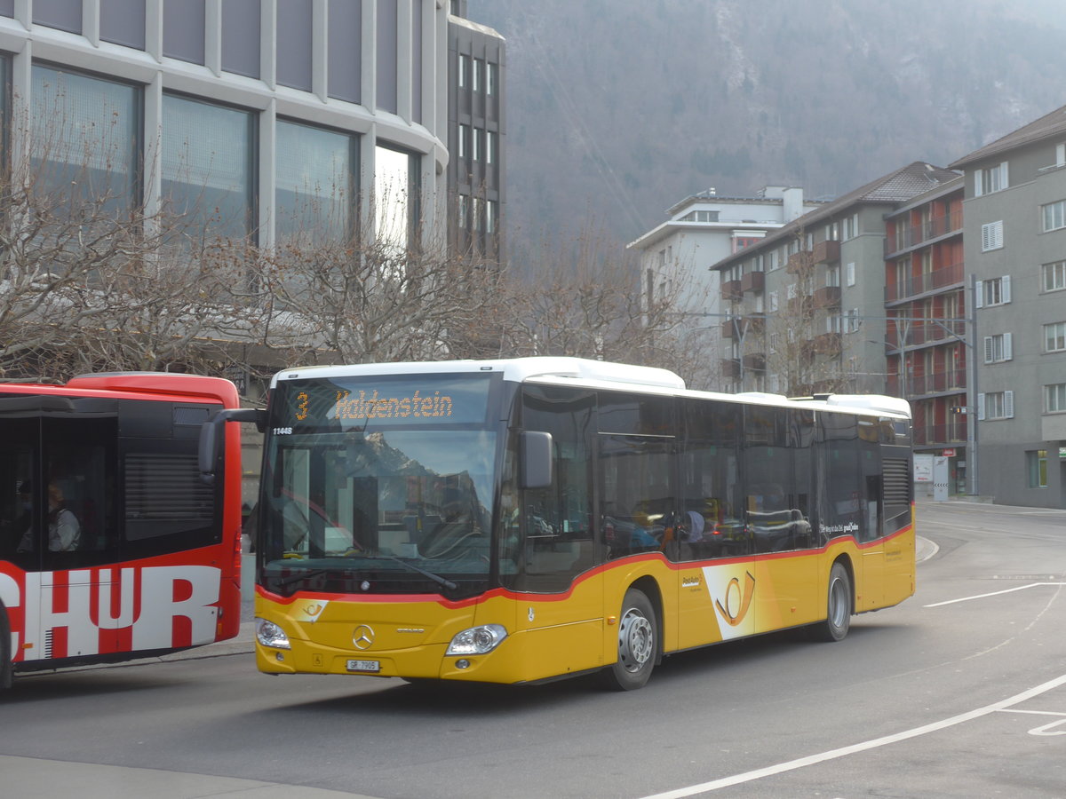 (223'242) - Dnser, Trimmis - GR 7905 - Mercedes am 2. Januar 2021 beim Bahnhof Chur