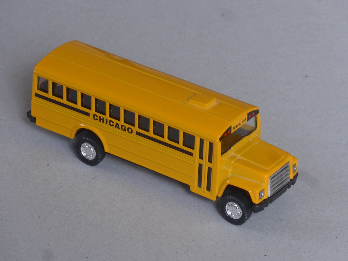 (223'345) - Aus Amerika: School Bus, Chicago - International am 3. Februar 2021 in Thun (Modell)
