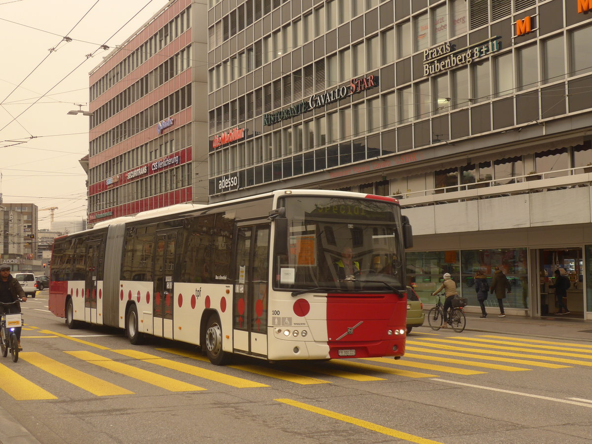 (223'428) - TPF Fribourg - Nr. 100/FR 300'223 - Volvo am 6. Februar 2021 beim Bahnhof Bern