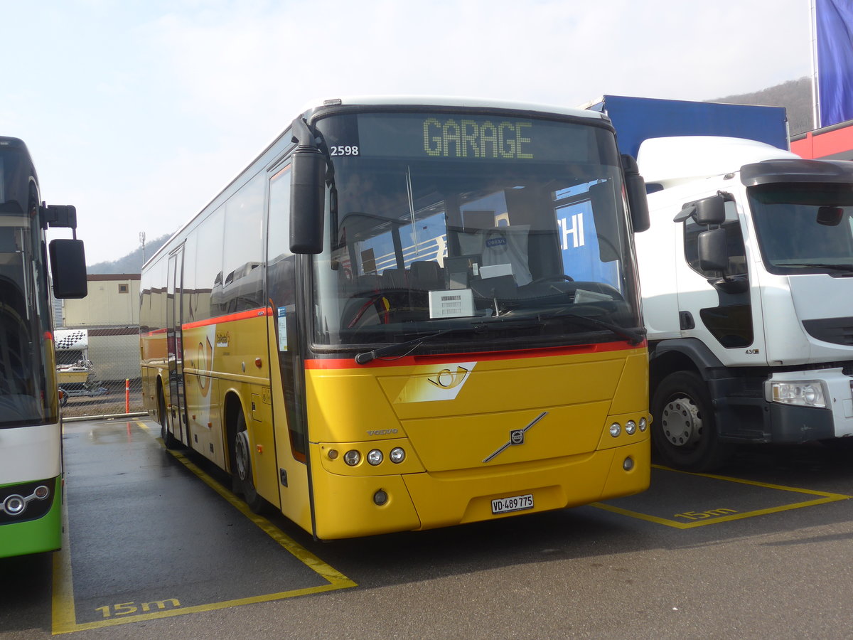 (224'014) - CarPostal Ouest - VD 489'775 - Volvo (ex Favre, Avenches; ex CarPostal Ouest VD 538'347) am 7. Mrz 2021 in Cornaux, Truck Center