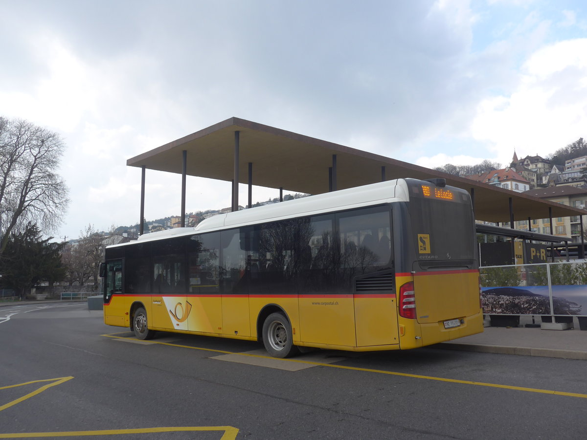 (224'045) - CarPostal Ouest - NE 98'400 - Mercedes am 7. Mrz 2021 beim Bahnhof Neuchtel