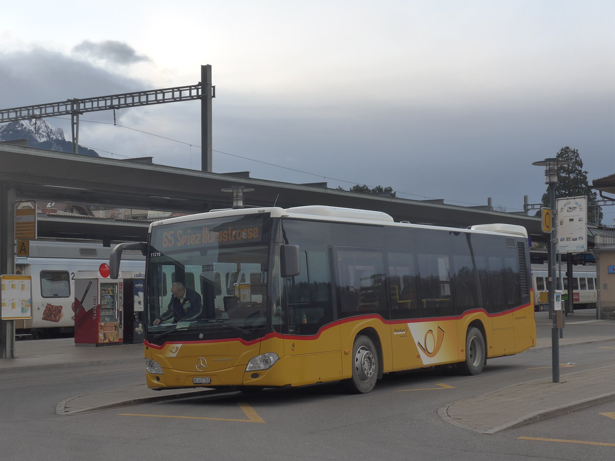 (224'131) - PostAuto Bern - BE 637'781 - Mercedes am 13. Mrz 2021 beim Bahnhof Spiez