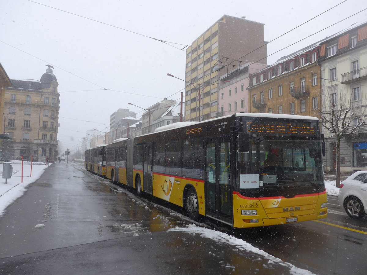 (224'136) - PostAuto Bern - Nr. 663/NE 165'364 - MAN (ex BE 610'550) am 14. Mrz 2021 beim Bahnhof La Chaux-de-Fonds (Einsatz CarPostal)