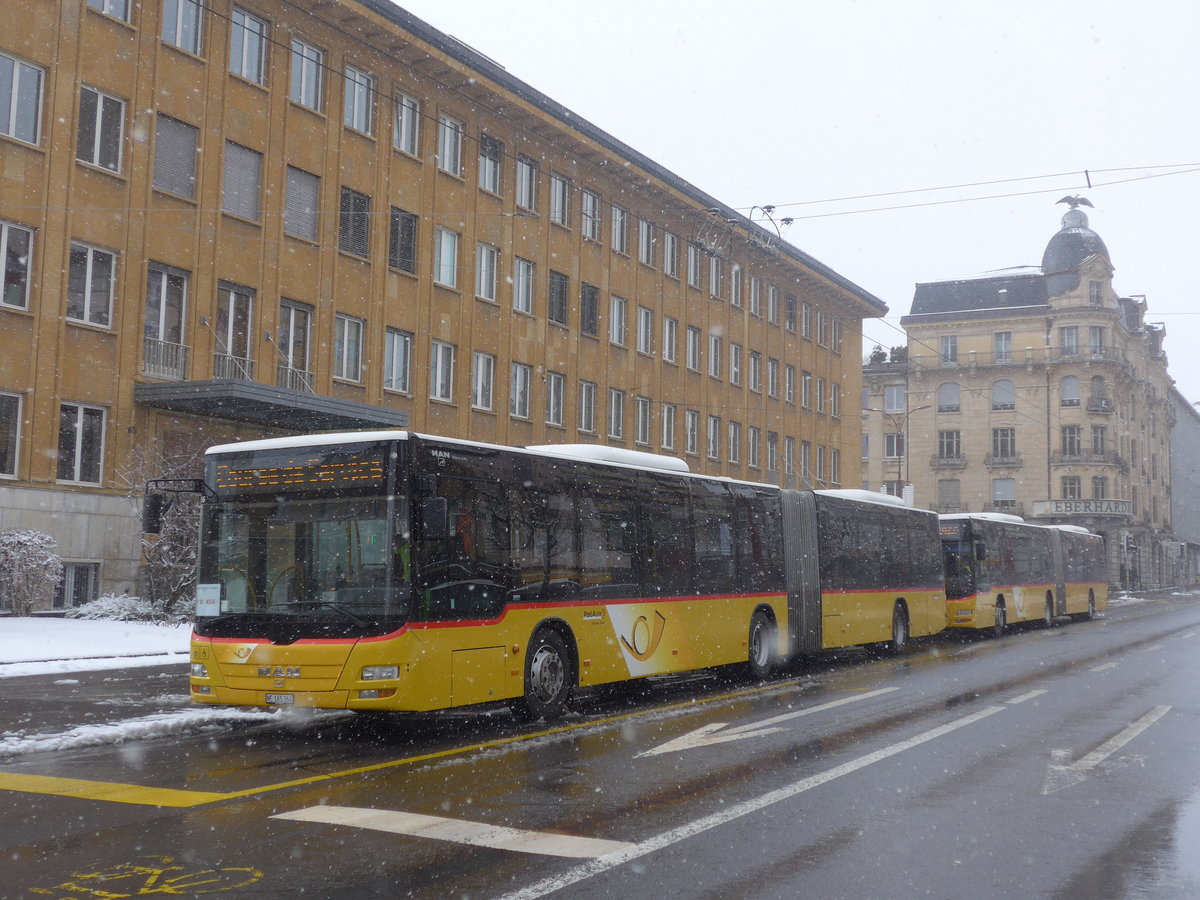 (224'137) - PostAuto Bern - Nr. 663/NE 165'364 - MAN (ex BE 610'550) am 14. Mrz 2021 beim Bahnhof La Chaux-de-Fonds (Einsatz CarPostal)