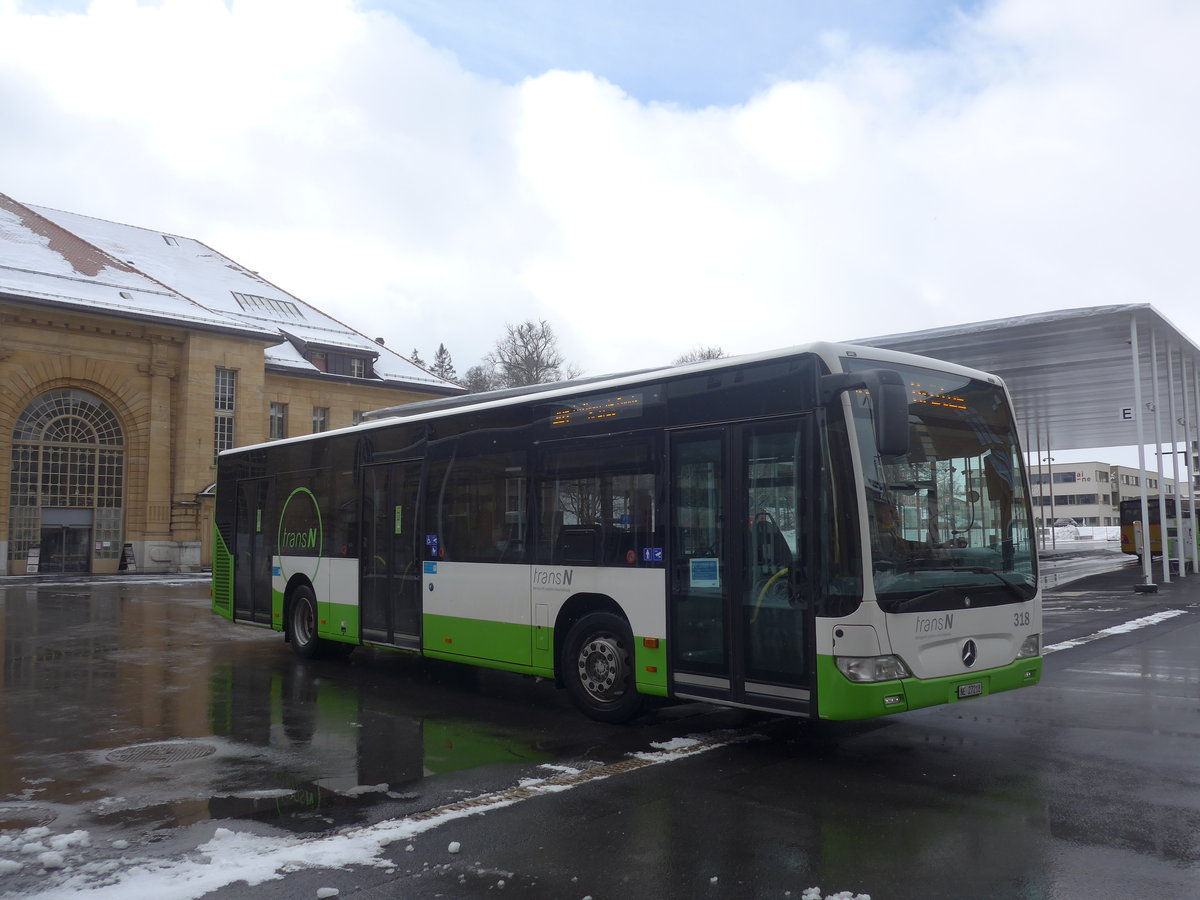 (224'148) - transN, La Chaux-de-Fonds - Nr. 318/NE 27'218 - Mercedes (ex TRN La Chaux-de-Fonds Nr. 318) am 14. Mrz 2021 beim Bahnhof La Chaux-de-Fonds