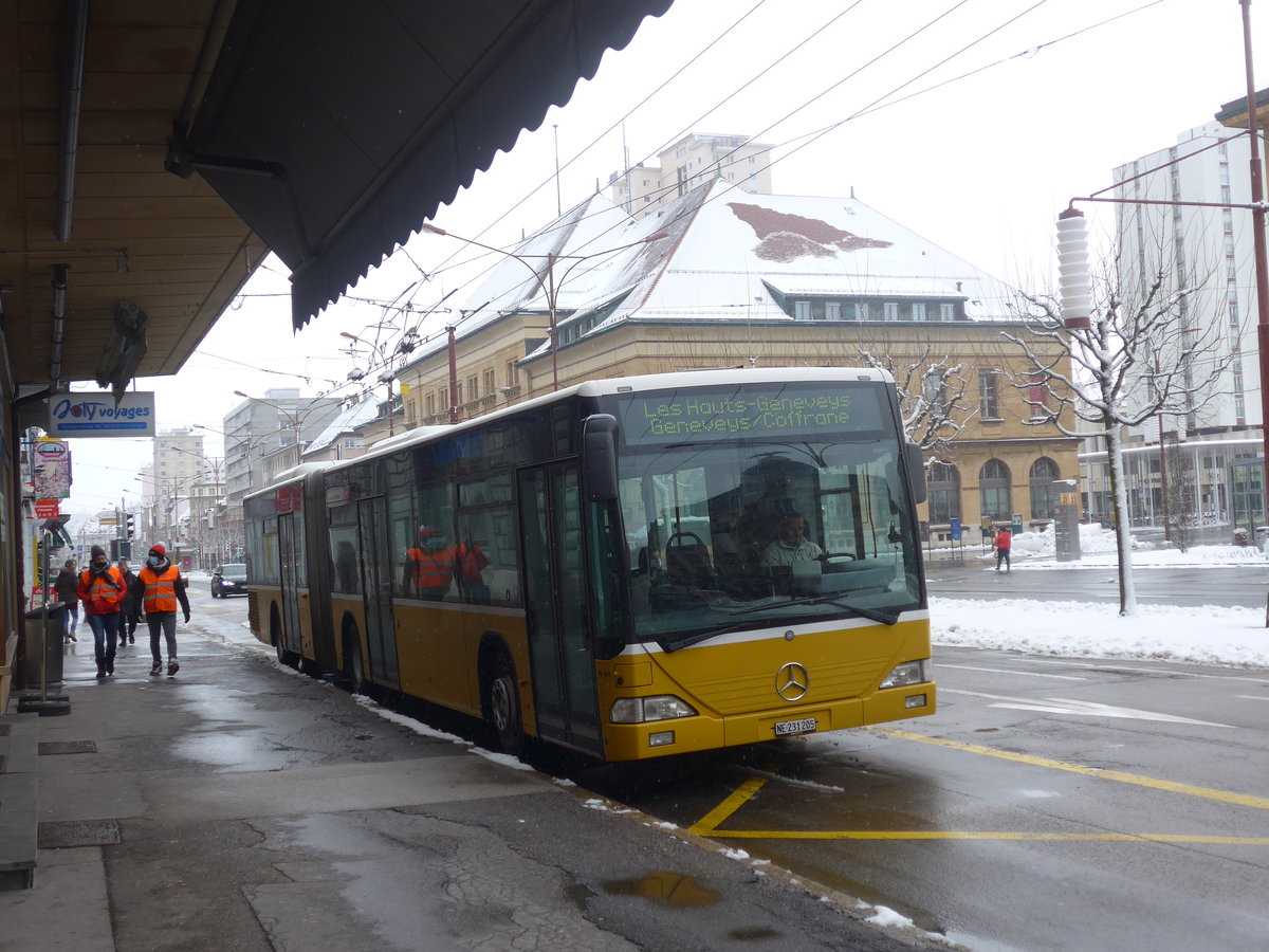 (224'170) - Interbus, Yverdon - Nr. 205/NE 231'205 - Mercedes (ex Twerenbold, Baden Nr. 19; ex Steffen, Remetschwil Nr. 95; ex PostAuto Nordschweiz) am 14. Mrz 2021 beim Bahnhof La Chaux-de-Fonds (Einsatz CarPostal)