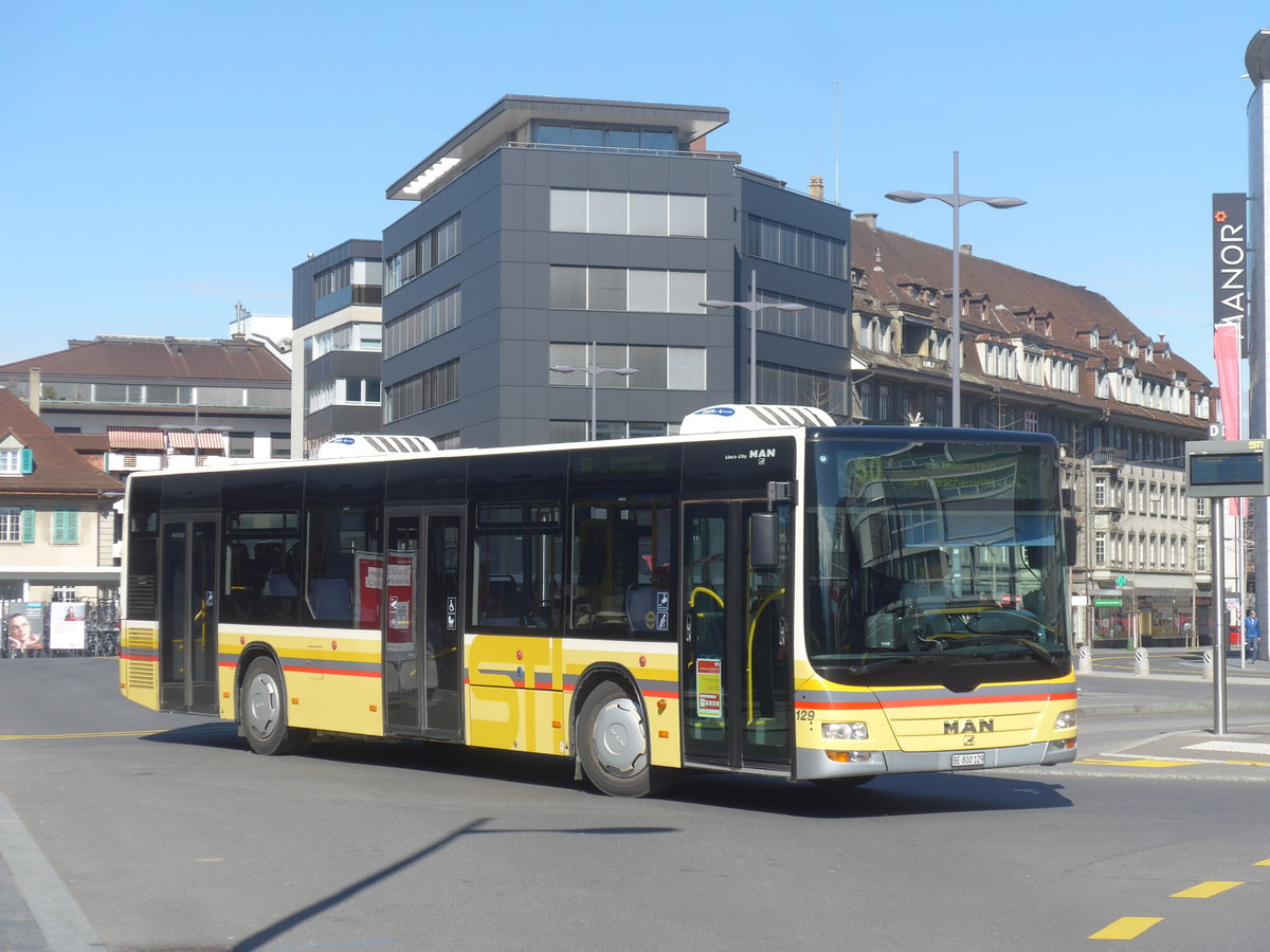 (224'338) - STI Thun - Nr. 129/BE 800'129 - MAN am 21. Mrz 2021 beim Bahnhof Thun