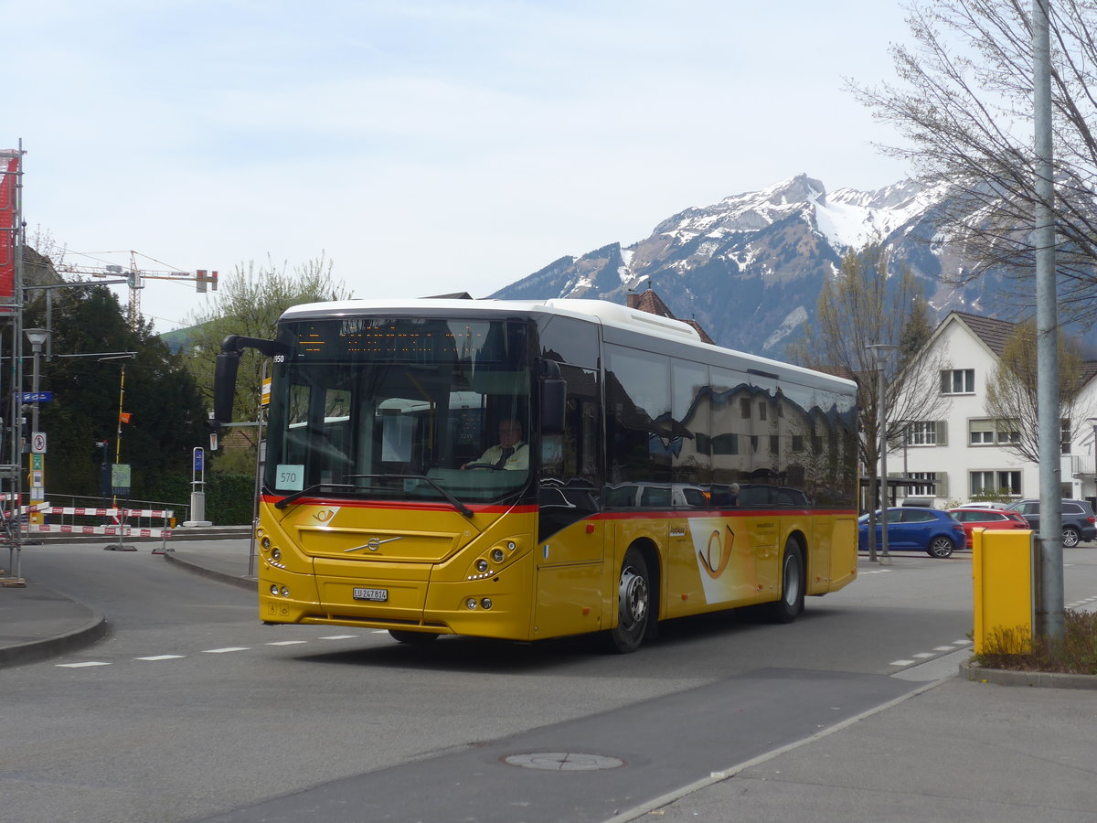 (224'837) - Huber, Entlebuch - LU 247'814 - Volvo am 5. April 2021 beim Bahnhof Stans