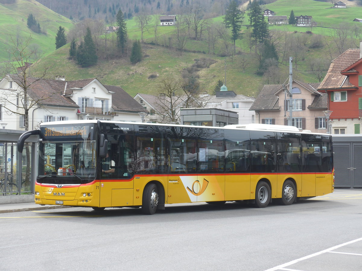 (224'846) - PostAuto Zentralschweiz - Nr. 71/NW 28'577 - MAN am 5. April 2021 beim Bahnhof Stans