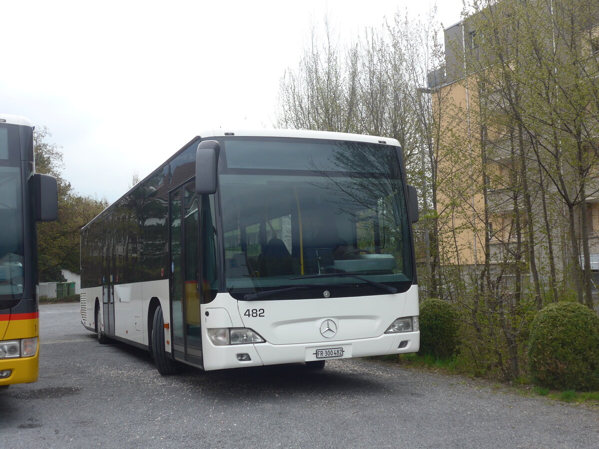 (225'076) - Intertours, Domdidier - Nr. 482/FR 300'482 - Mercedes (ex PostAuto Bern Nr. 9; ex Klopfstein, Laupen Nr. 9) am 18. April 2021 in Stans, Parkplatz Turmatt