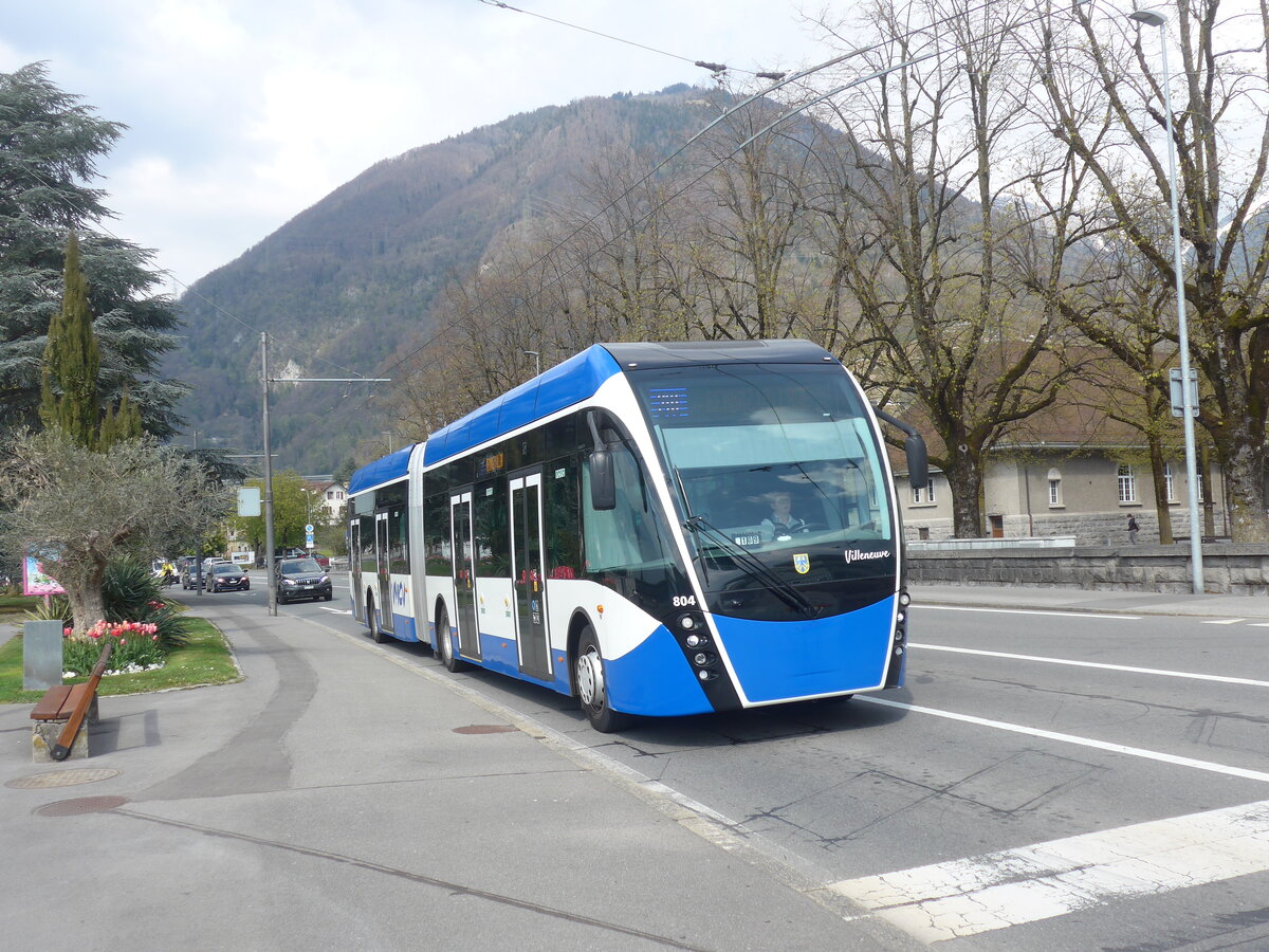 (225'153) - VMCV Clarens - Nr. 804 - Van Hool Gelenktrolleybus am 19. April 2021 beim Bahnhof Villeneuve