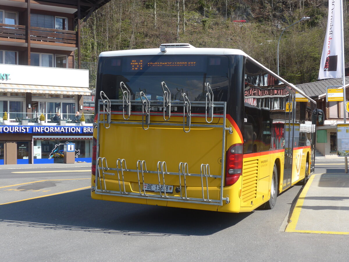 (225'196) - Flck, Brienz - Nr. 0/BE 13'878 - Setra am 21. April 2021 beim Bahnhof Brienz