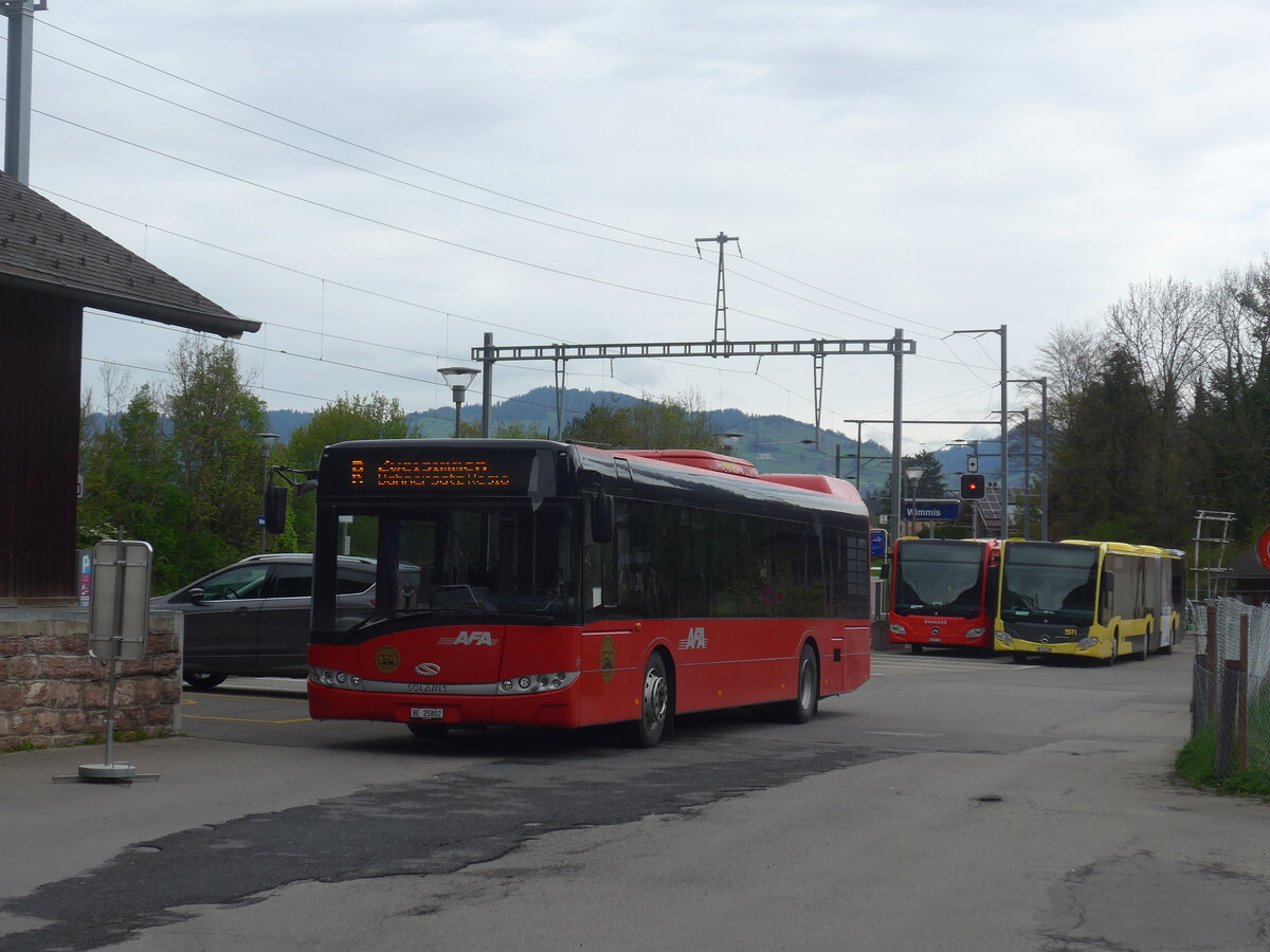 (225'349) - AFA Adelboden - Nr. 51/BE 25'802 - Solaris am 30. April 2021 beim Bahnhof Wimmis