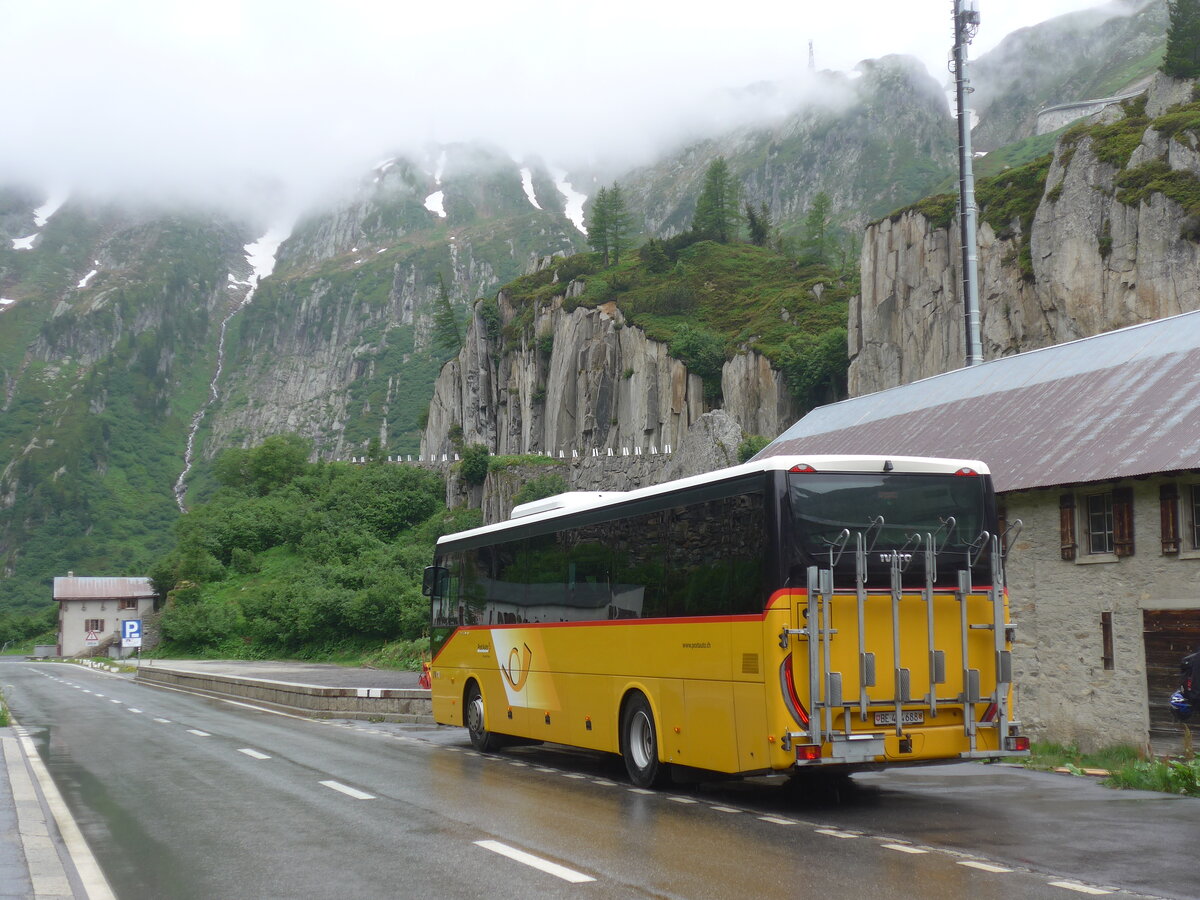 (226'142) - PostAuto Bern - BE 474'688 - Iveco am 3. Juli 2021 in Gletsch, Post