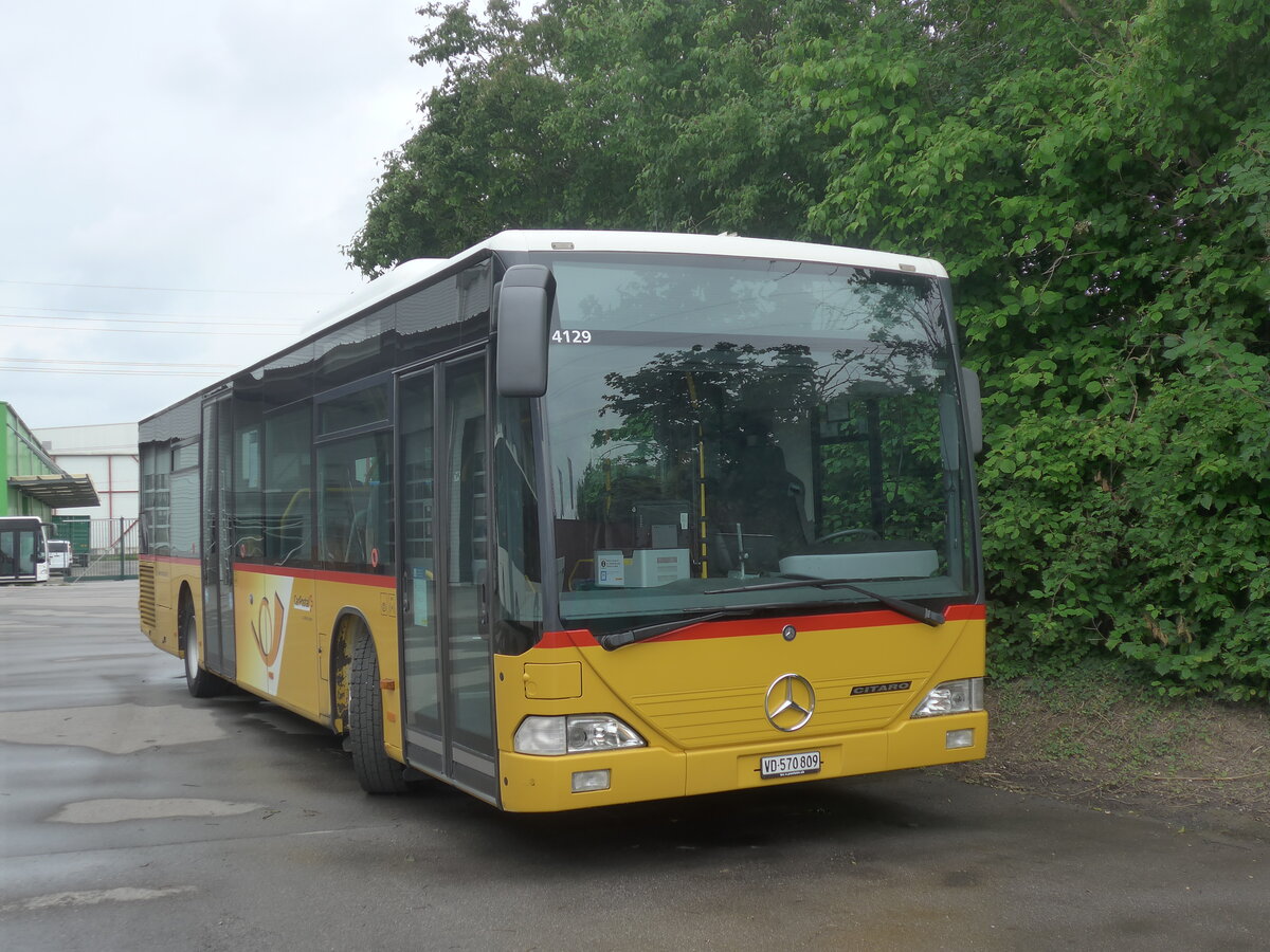 (226'166) - CarPostal Ouest - VD 570'809 - Mercedes (ex SAPJV, L'Isle Nr. 13) am 4. Juli 2021 in Kerzers, Interbus