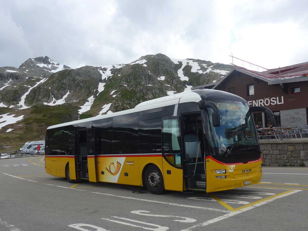 (226'287) - PostAuto Zentralschweiz - Nr. 20/OW 10'070 - MAN (ex Dillier, Sarnen Nr. 20) am 10. Juli 2021 in Grimsel, Passhhe