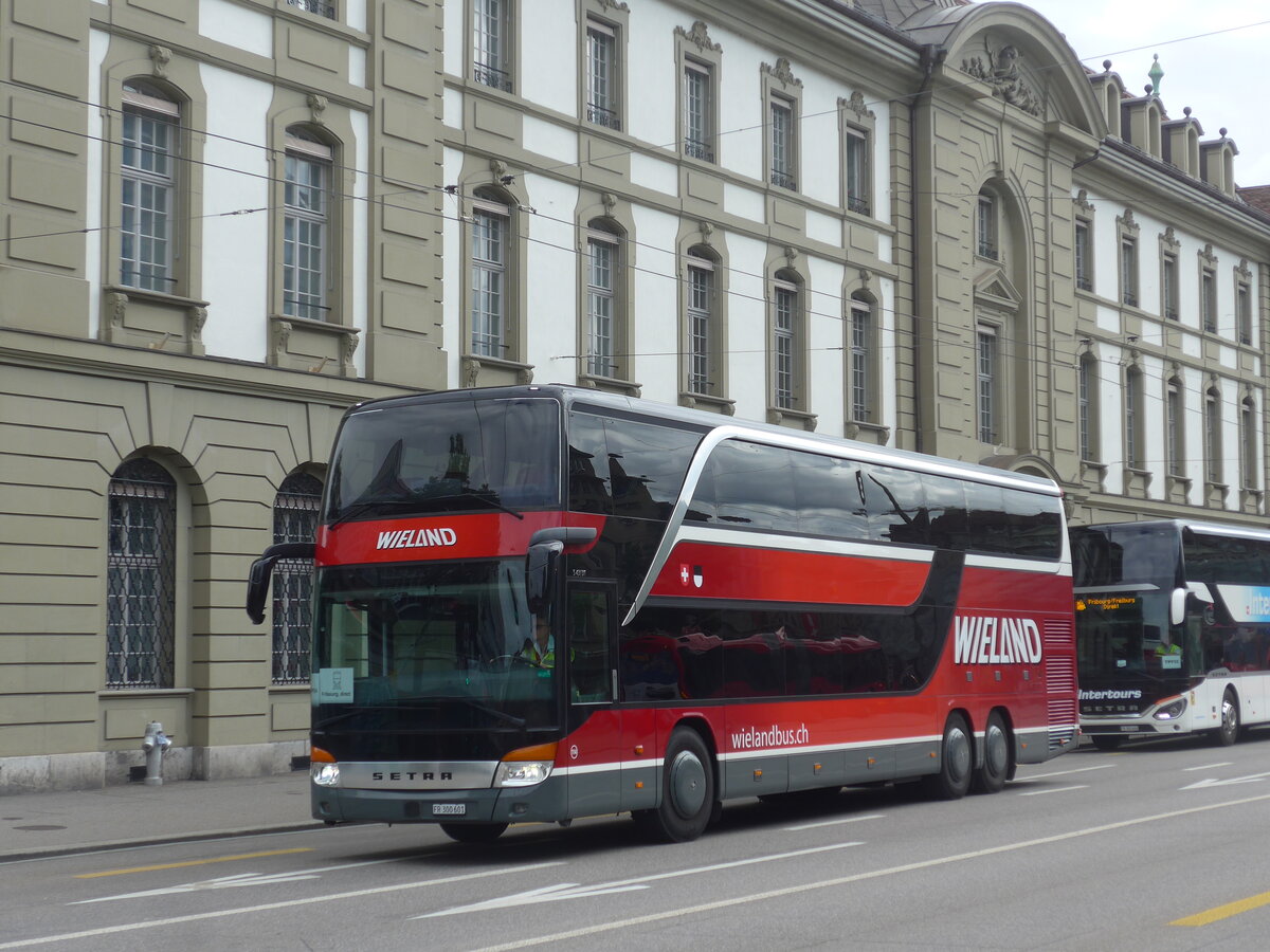 (226'327) - Wieland, Murten - Nr. 114/FR 300'601 - Setra am 11. Juli 2021 beim Bahnhof Bern