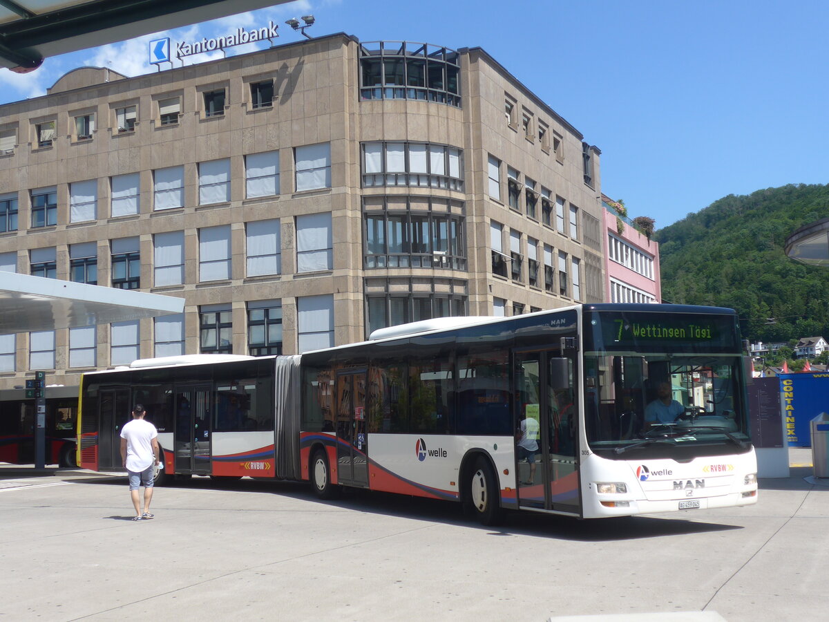 (226'588) - Twerenbold, Baden - Nr. 305/AG 459'045 - MAN am 19. Juli 2021 beim Bahnhof Baden