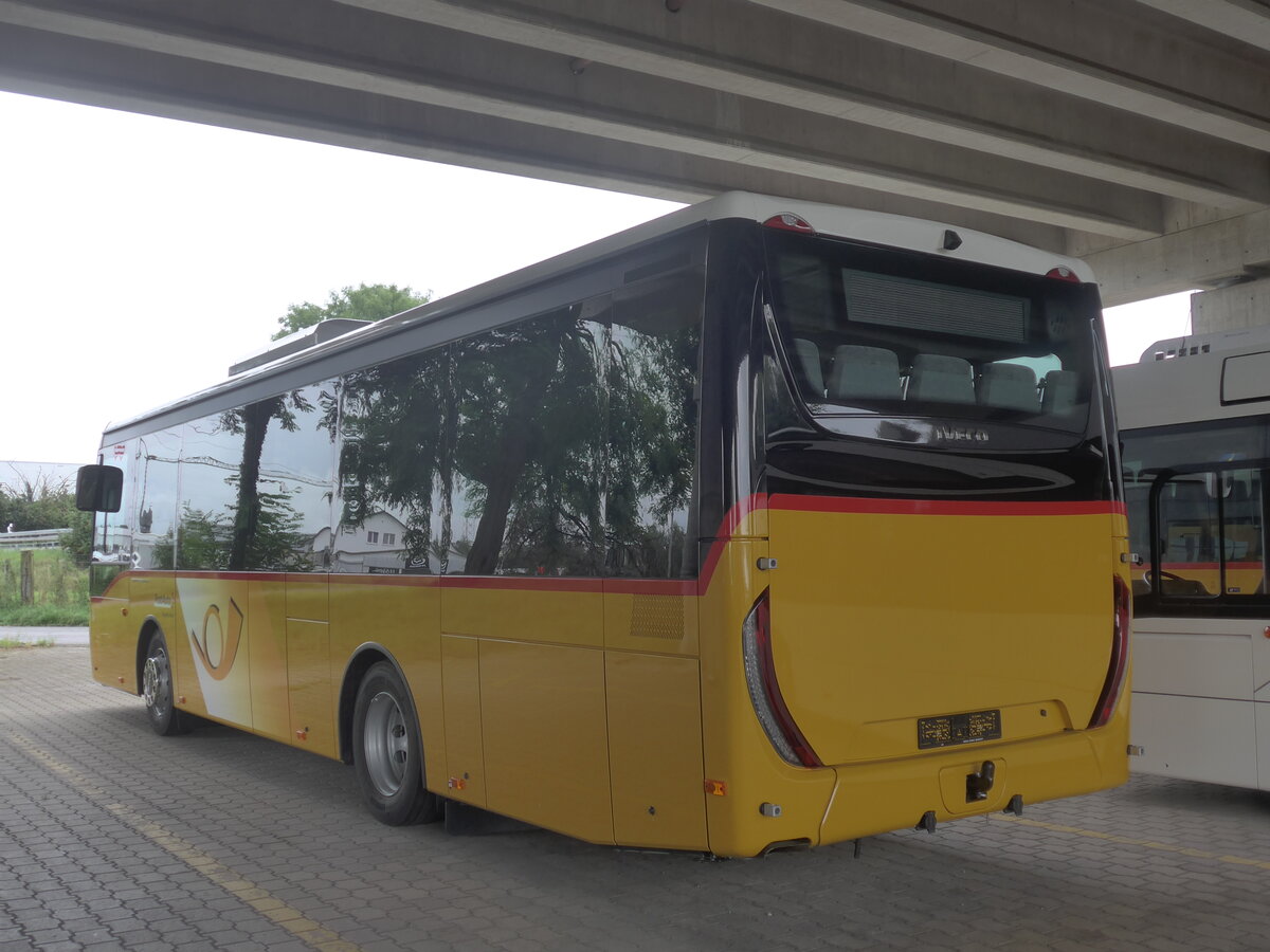 (226'943) - PostAuto Graubnden - PID 11'643 - Iveco am 1. August 2021 in Kerzers, Murtenstrasse