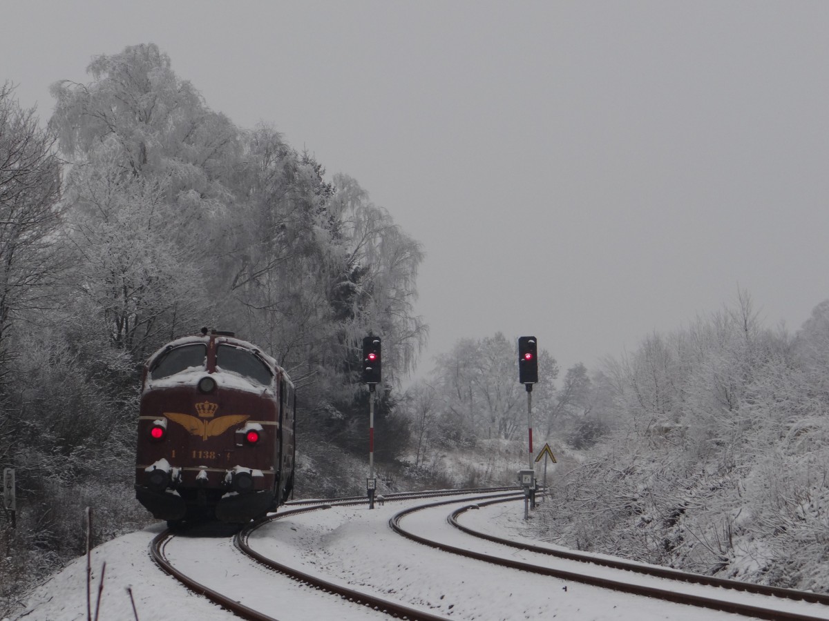227 004 fuhr am 26.01.14 von Magdeburg nach Plattling, hier zusehen in P�llwitz.
