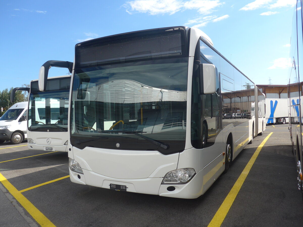 (227'893) - Interbus, Yverdon - Nr. 201 - Mercedes (ex Flaegel, D-Gadebusch; ex HHA Hamburg/D Nr. 7433) am 5. September 2021 in Kerzers, Interbus