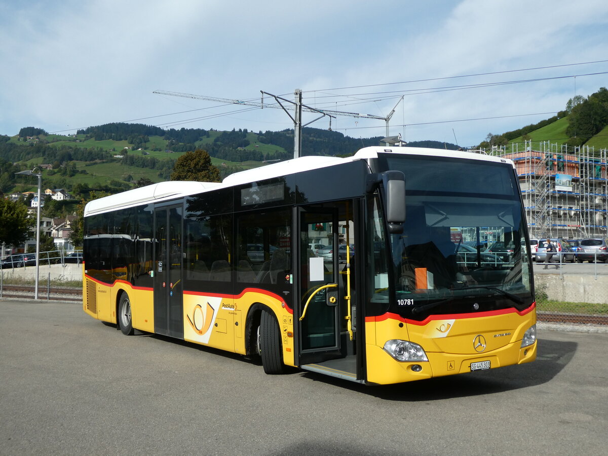 (228'625) - PostAuto Ostschweiz - SG 445'303 - Mercedes am 2. Oktober 2021 in Nesslau, Garage