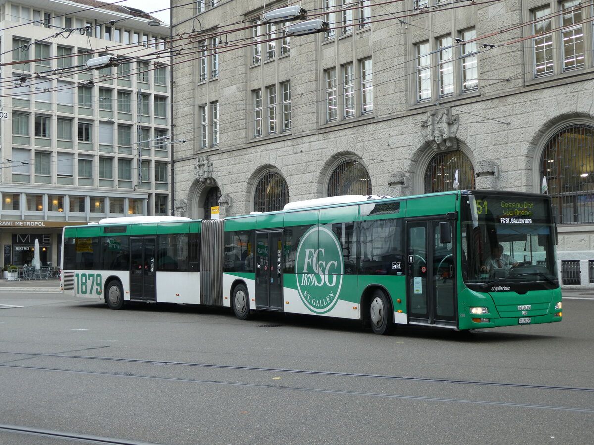 (229'009) - St. Gallerbus, St. Gallen - Nr. 298/SG 198'298 - MAN am 13. Oktober 2021 beim Bahnhof St. Gallen