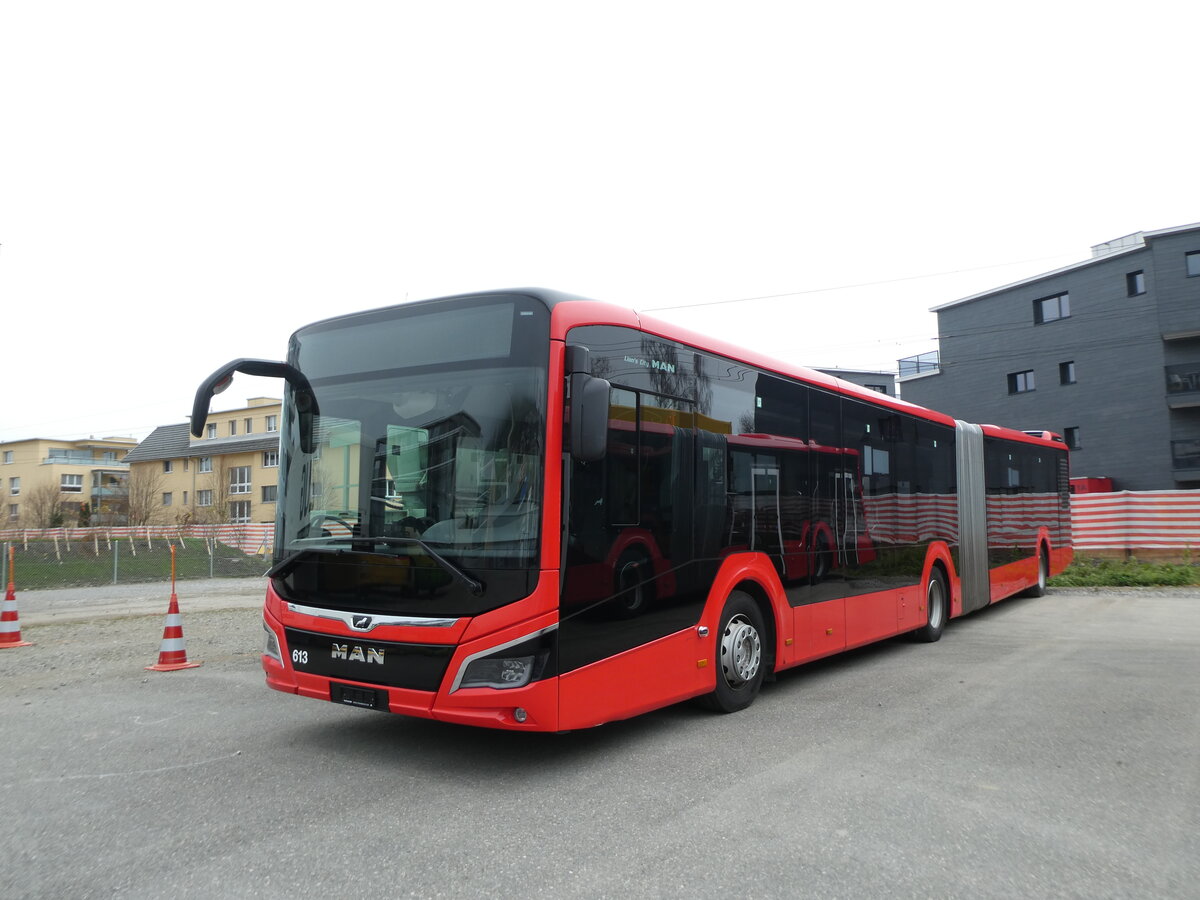 (230'879) - AHW Horgen - Nr. 613 - MAN am 21. November 2021 in Schmerikon, Thomann