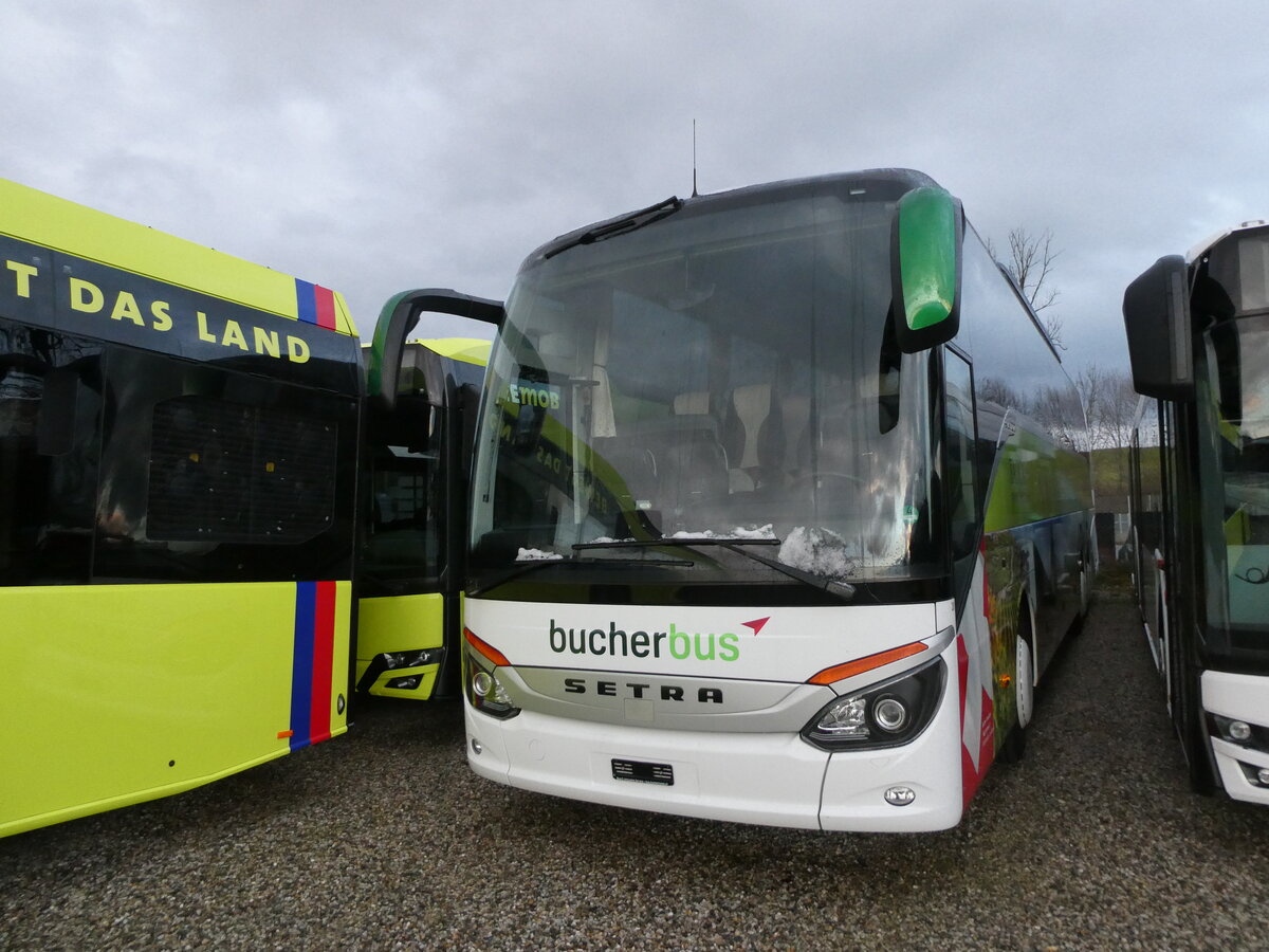 (230'984) - Bucher, Luzern - Nr. 20 - Setra am 27. November 2021 in Ruswil, Garage ARAG