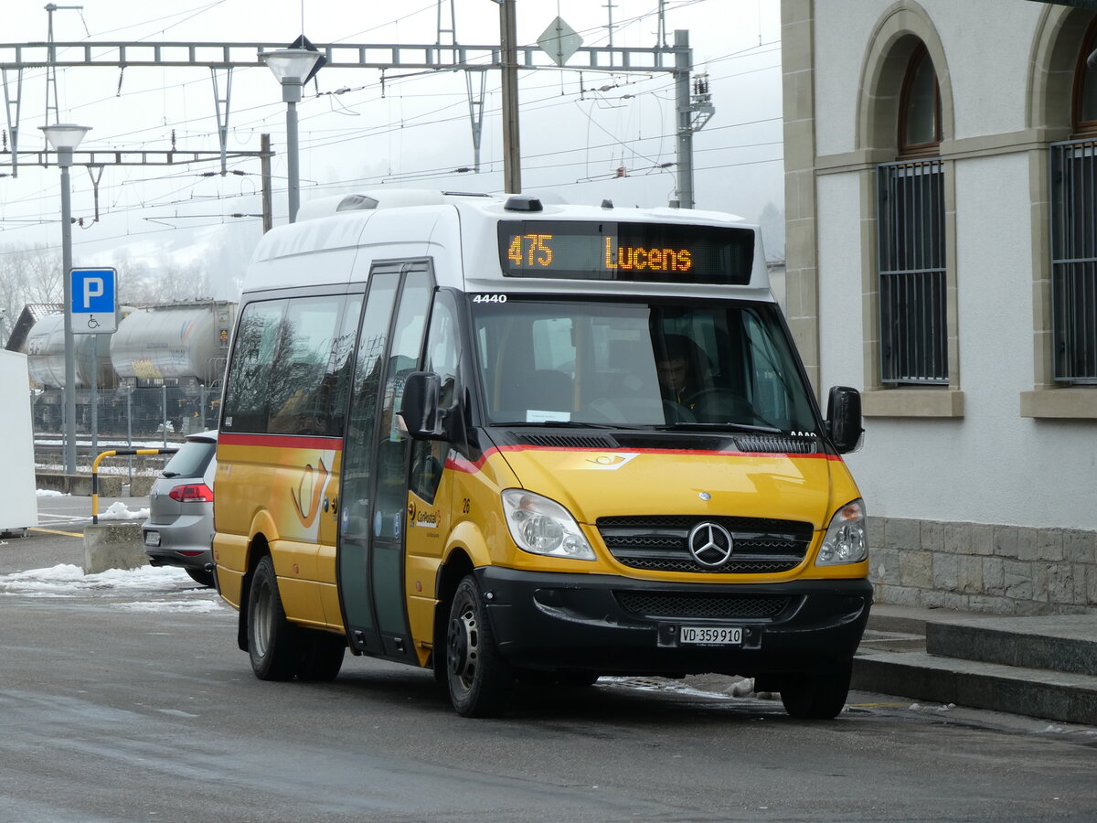 (231'142) - CarPostal Ouest - Nr. 26/VD 359'910 - Mercedes (ex Epiney, Ayer; ex PostAuto Wallis Nr. 26) am 12. Dezember 2021 beim Bahnhof Moudon