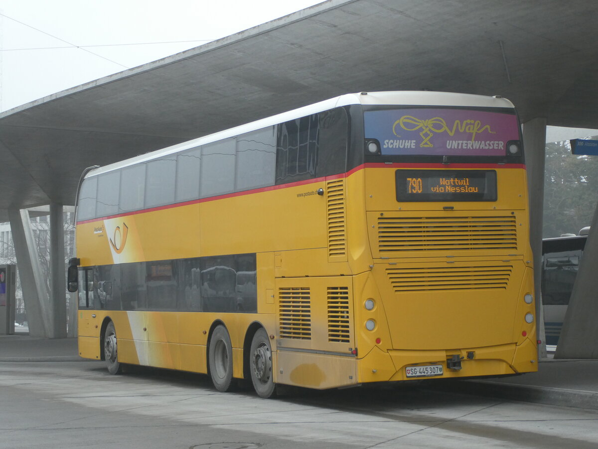 (231'297) - PostAuto Ostschweiz - SG 445'307 - Alexander Dennis (ex AR 45'269) am 15. Dezember 2021 beim Bahnhof Buchs