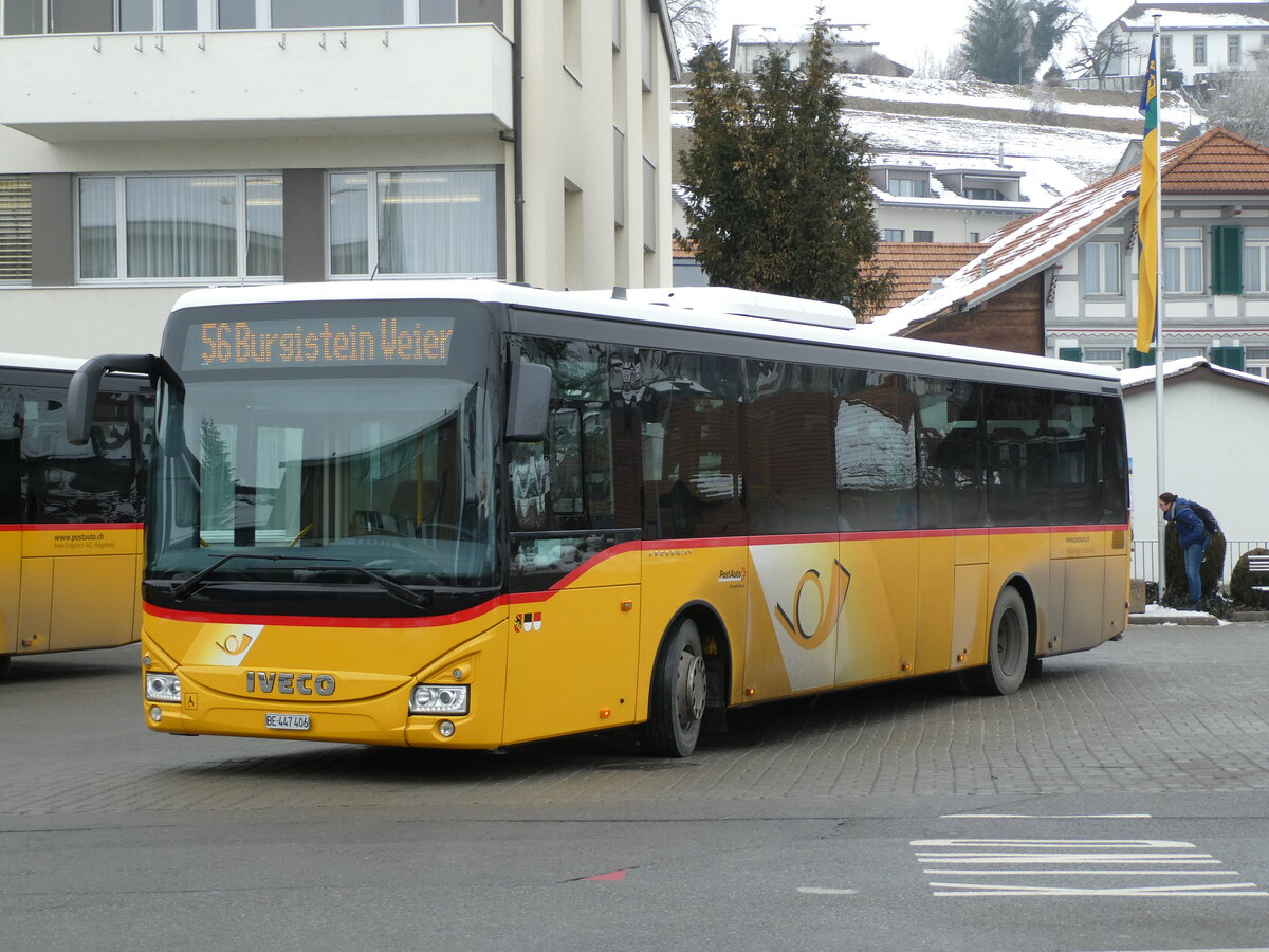 (231'412) - Engeloch, Riggisberg - Nr. 3/BE 447'406 - Iveco am 17. Dezember 2021 in Riggisberg, Post