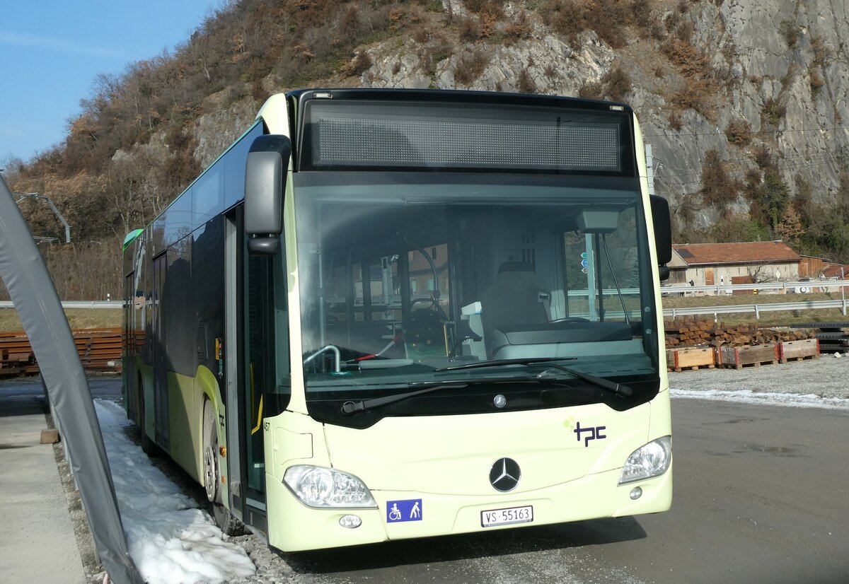 (231'459) - TPC Aigle - Nr. 457/VS 55'163 - Mercedes (ex Ledermair, A-Schwaz) am 18. Dezember 2021 in Aigle, Dpt