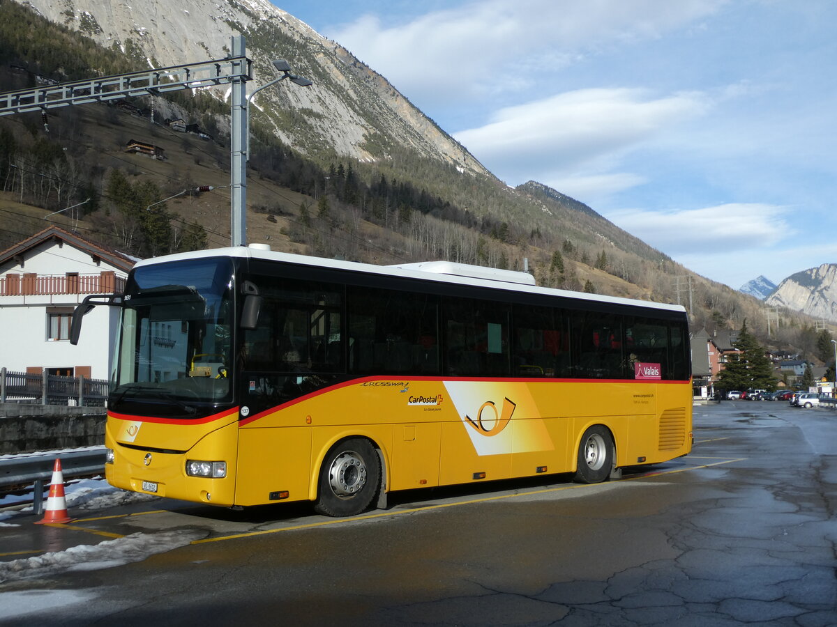 (231'716) - TMR Martigny - Nr. 137/VS 6612 - Irisbus am 2. Januar 2022 in Orsires, Garage