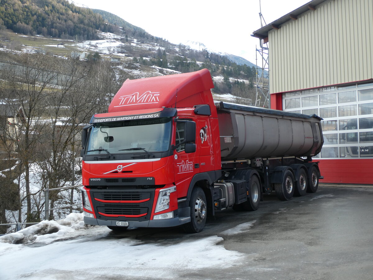 (231'728) - TMR Martigny - Nr. 20/VS 15'506 - Volvo am 2. Januar 2021 in Orsires, Garage