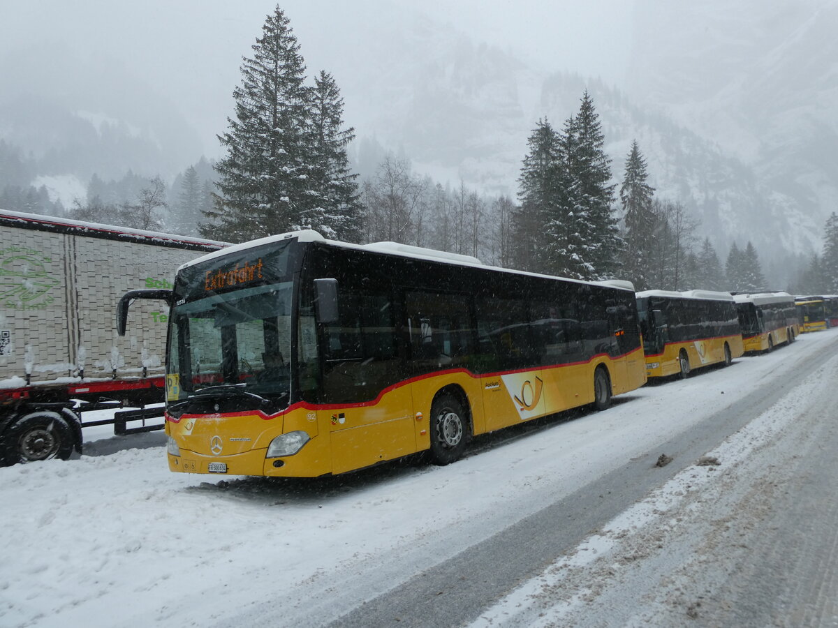 (231'882) - Wieland, Murten - Nr. 92/FR 300'634 - Mercedes am 9. Januar 2022 in Adelboden, Unter dem Birg