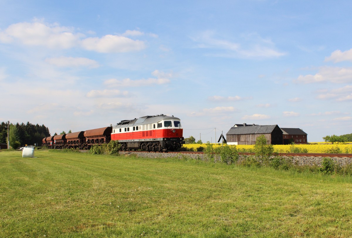 232 141-2 zu sehen am 22.05.15 in Mehltheuer.