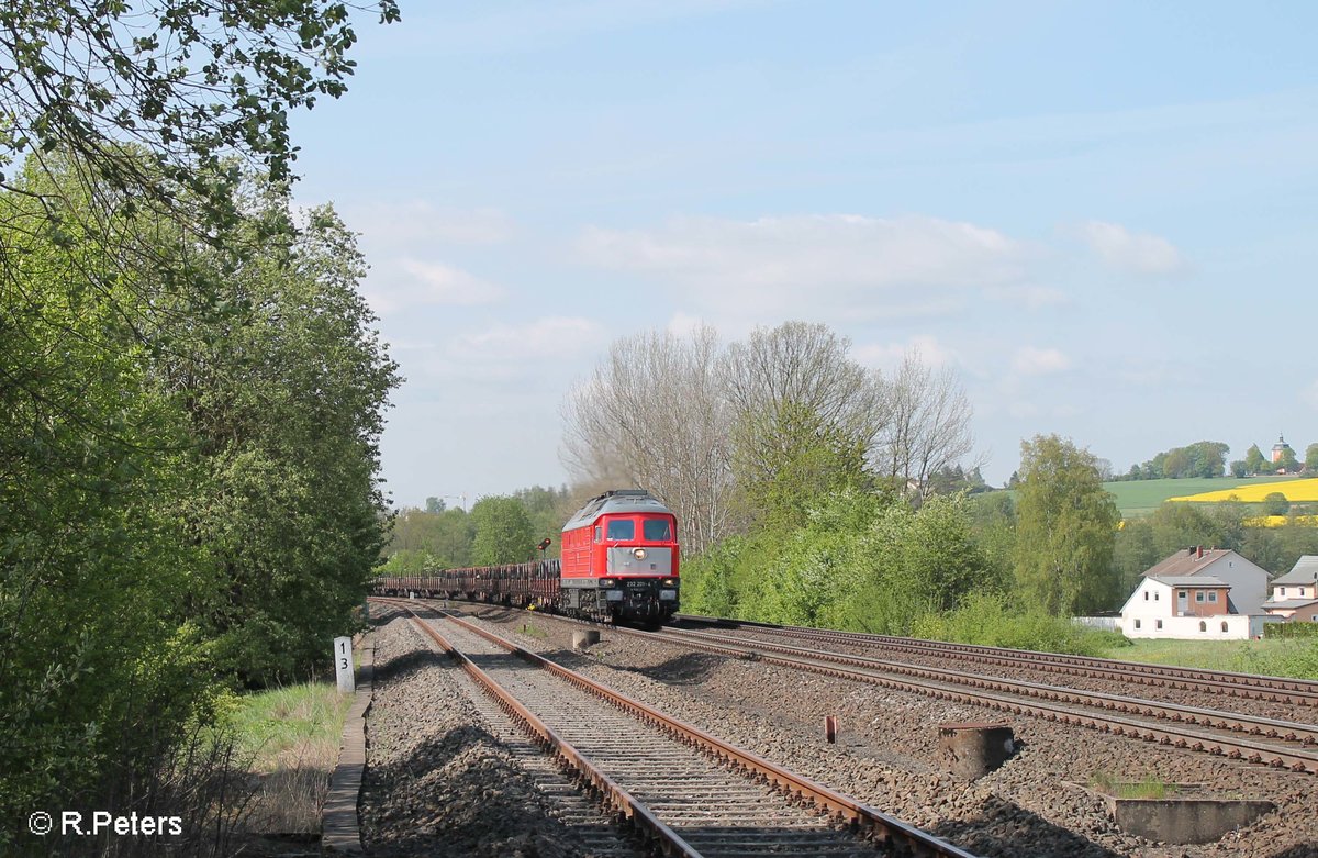 232 201-4 zieht bei Schönfeld den 51712 NNR - LE Frankenwald Umleiter richrung Hof. 14.05.16