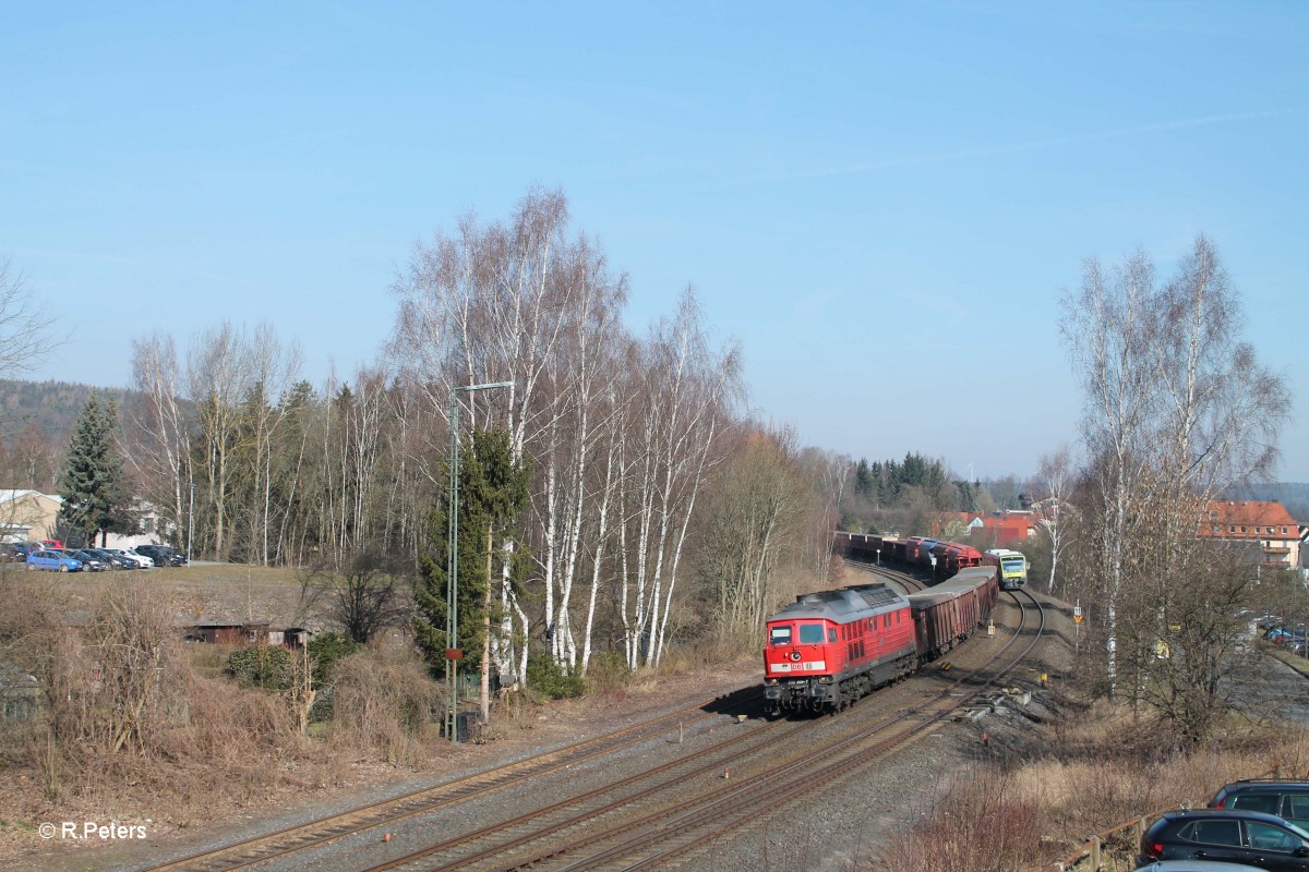 232 209-7 fhrt mit dem 51612 Seddin - Nrnberg Frankenwald-Umleiter in Marktredwitz ein. 18.03.16