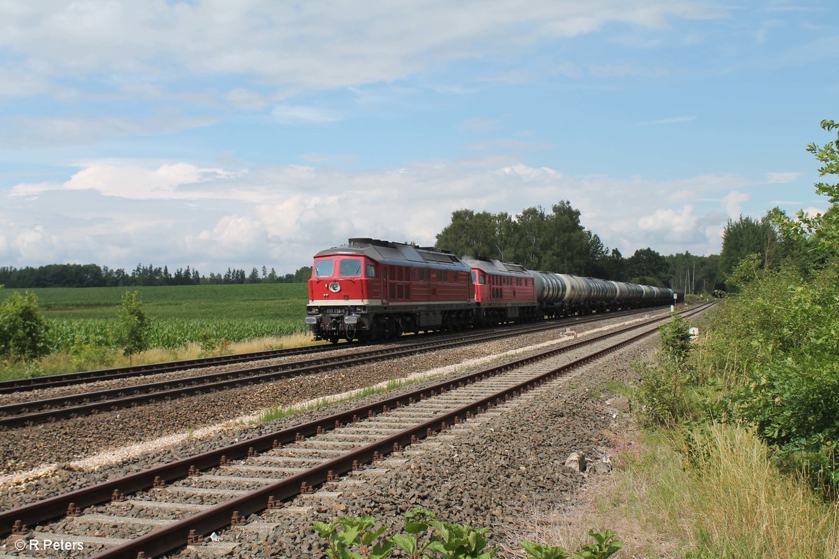 232 238 + 673 ziehen ein Kesselzug Bitterfeld - Sand bei Schönfeld. 17.07.17