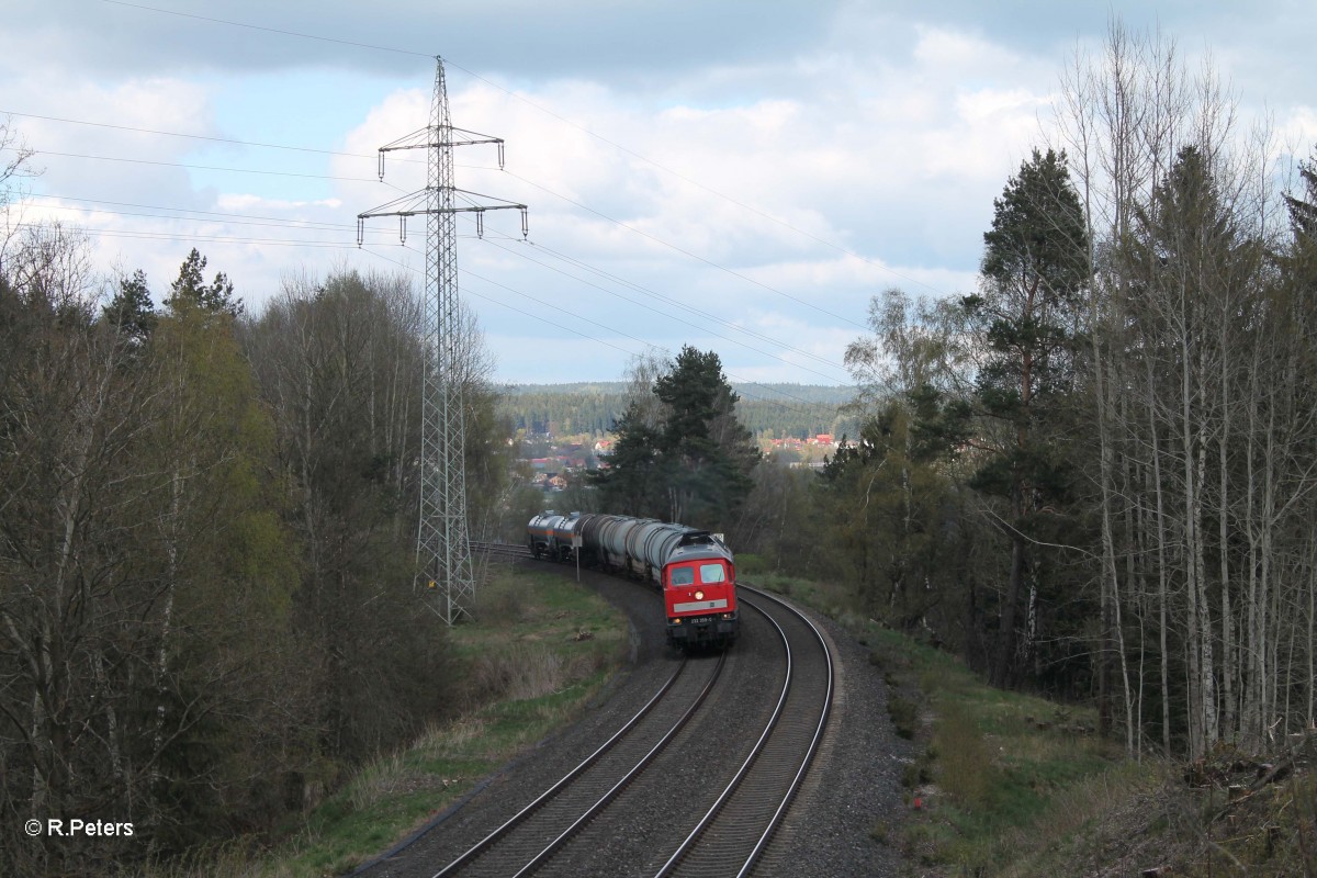 232 359-0 zieht bei Ritlasreuth den Frankenwald Umleiter 51651 Leipzig - Engelsdorf - Nürnberg. 16.04.14