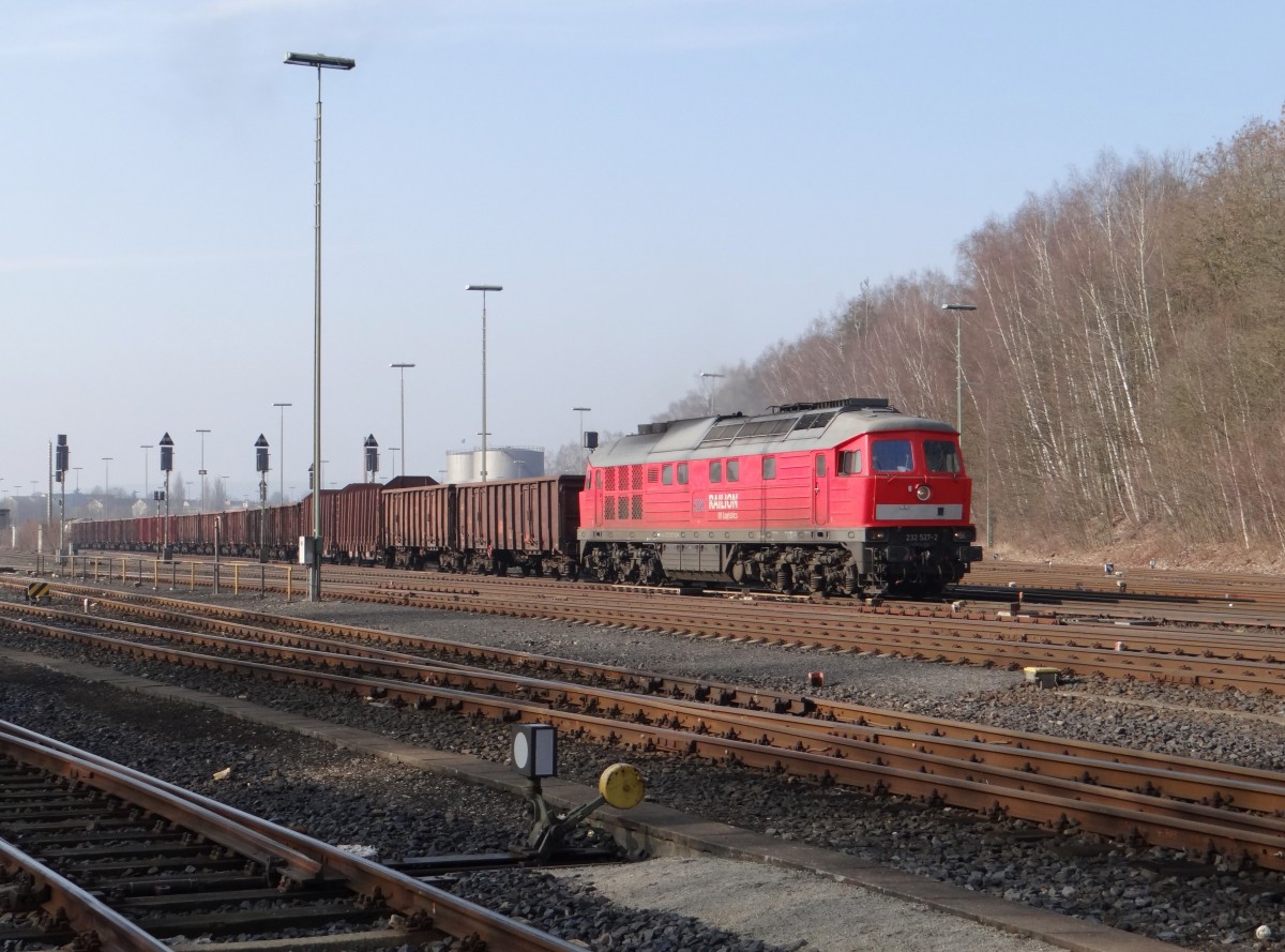 232 527 ist am 05.03.14 bei der Ausfahrt in Marktredwitz zusehen. 