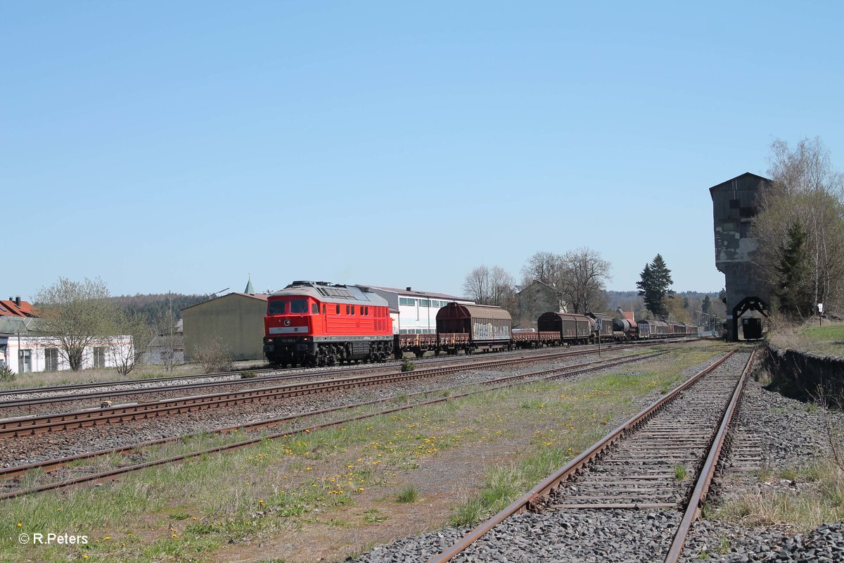 232 569-4 mit dem 45365 Nürnberg - Cheb in Pechbrunn. 21.04.16