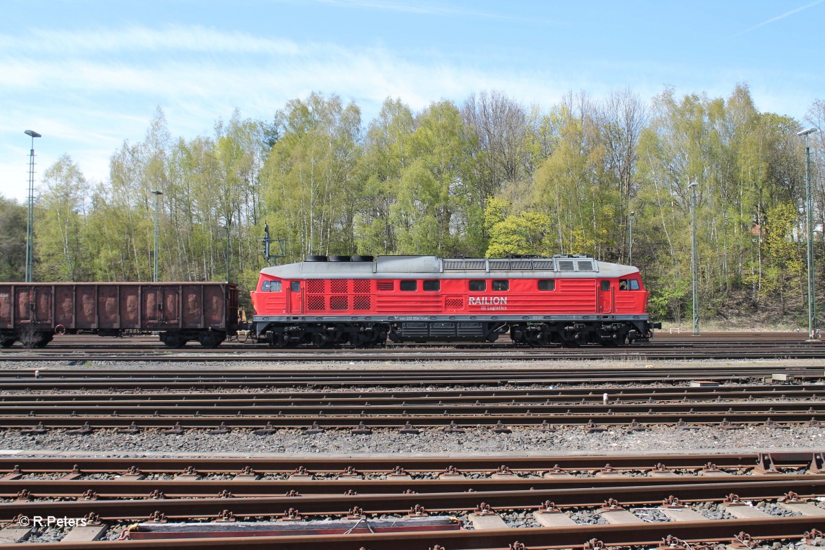 232 654 steht mit dem 45365 in Marktredwitz. 17.04.14